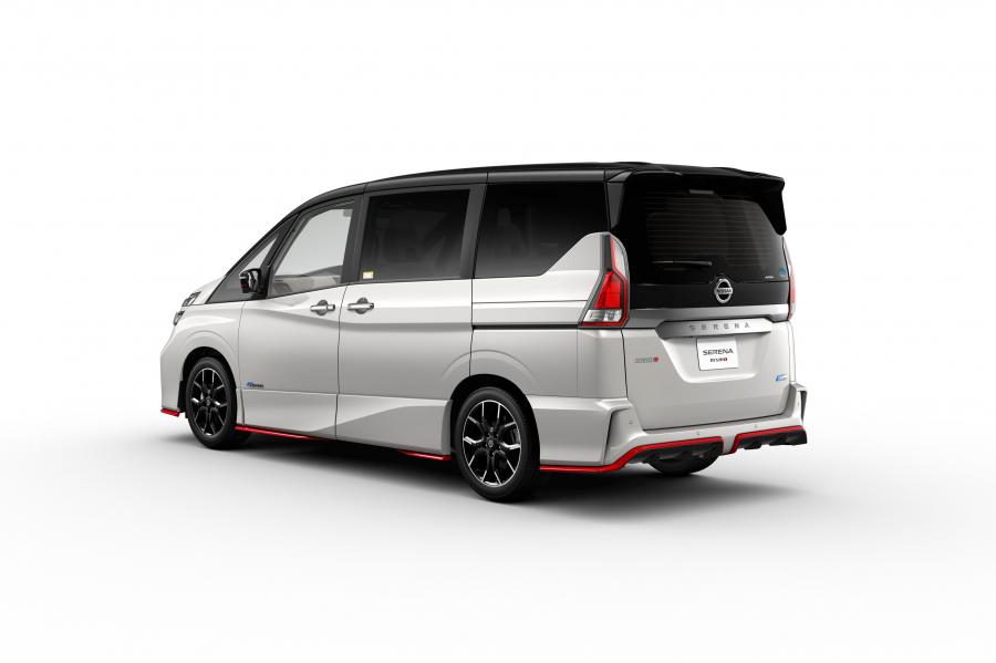  Nissan Serena Nismo 2017 года  (фото 10 из 14)
